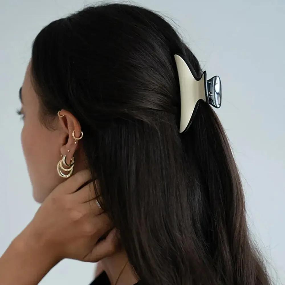 FRANCE LUXE Maybell Claw Clip in Black & Ivory